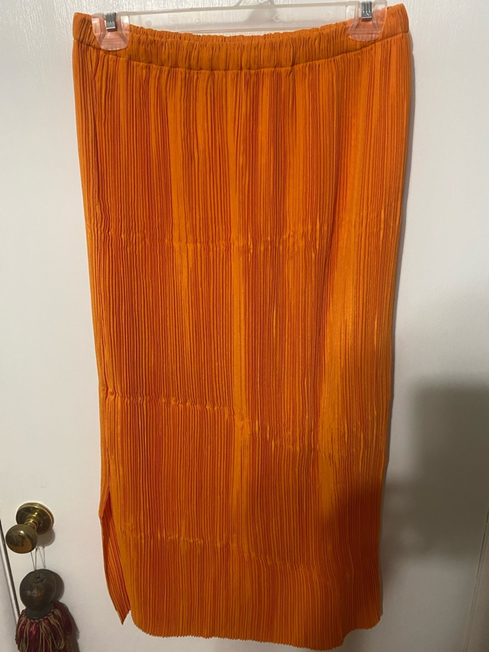 Club Monaco Bright Orange Pleated Midi Skirt